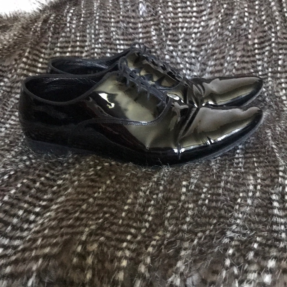 Saint Laurent Patent Leather Oxford Shoes